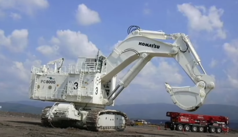 Komatsu PC 8000